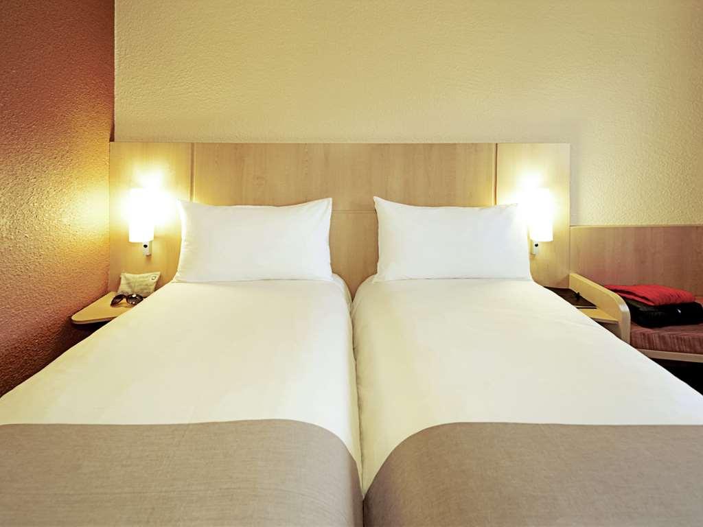 Ibis Styles Abidjan Plateau Otel Oda fotoğraf