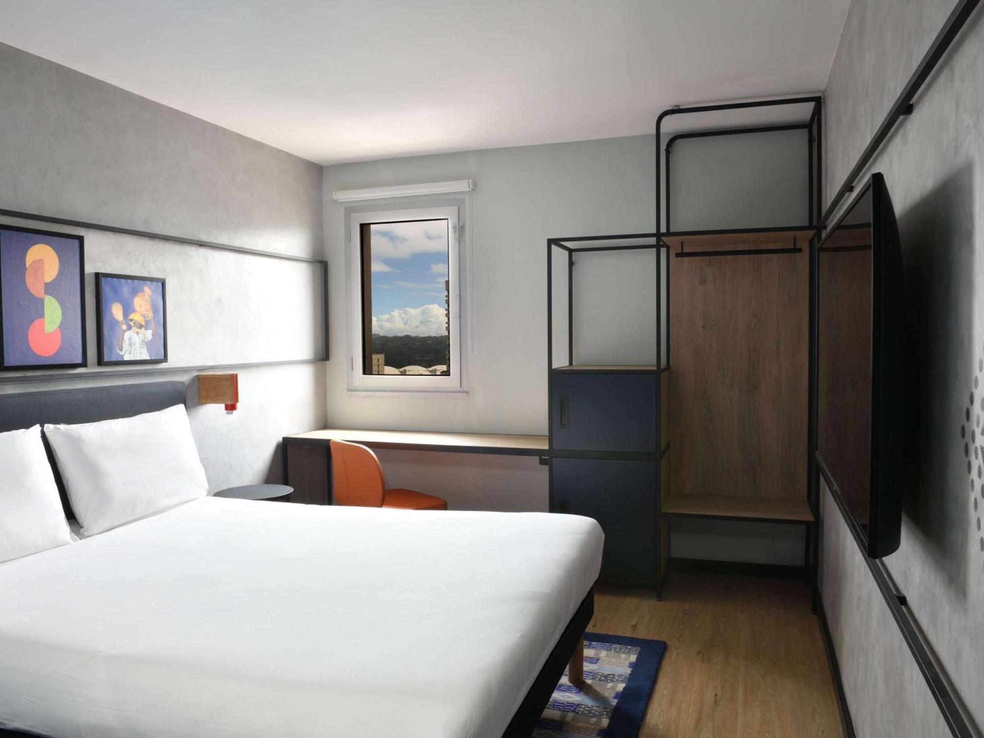 Ibis Styles Abidjan Plateau Otel Dış mekan fotoğraf