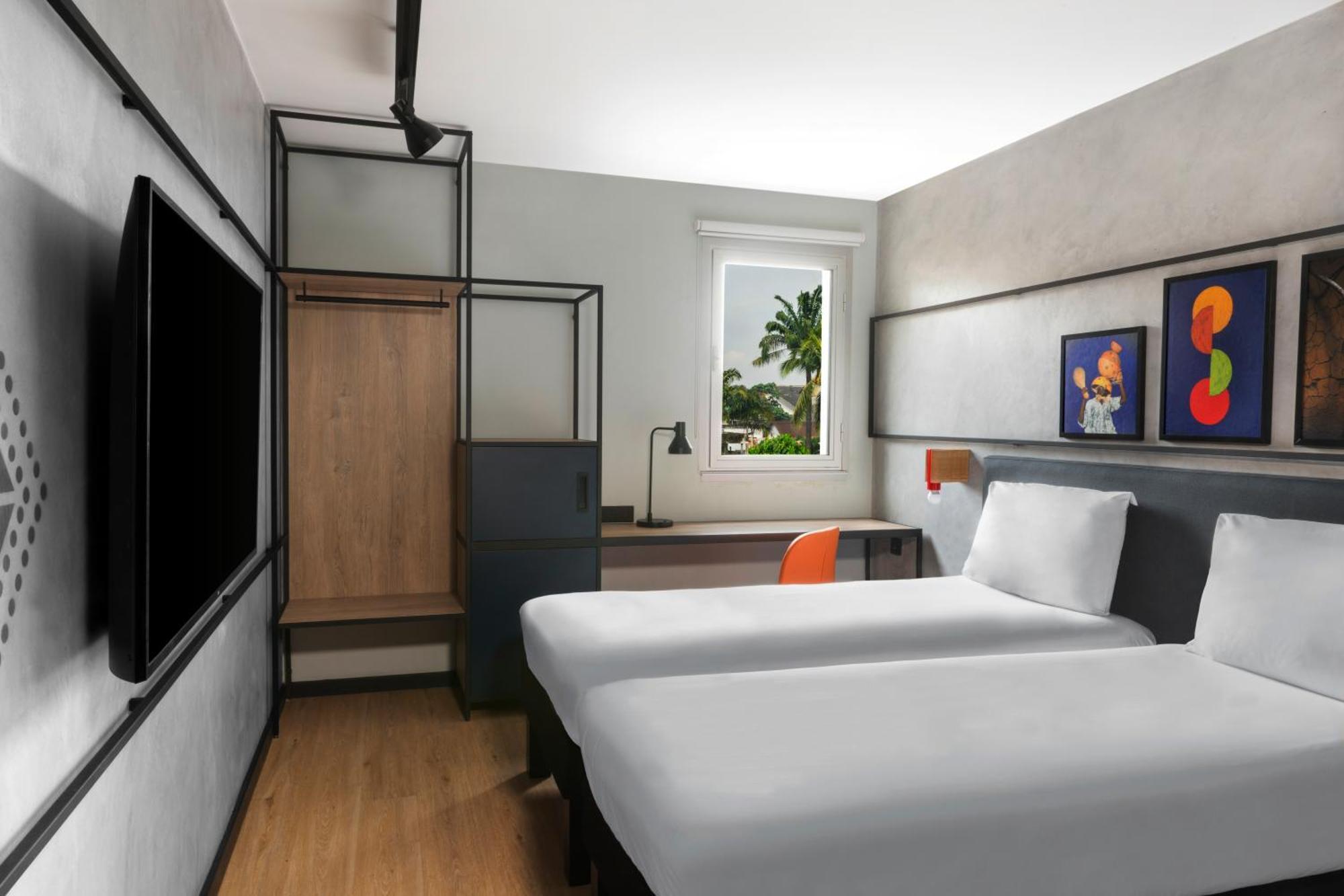 Ibis Styles Abidjan Plateau Otel Dış mekan fotoğraf