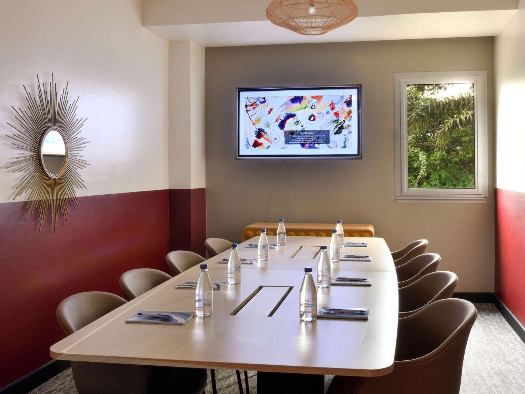Ibis Styles Abidjan Plateau Otel Dış mekan fotoğraf