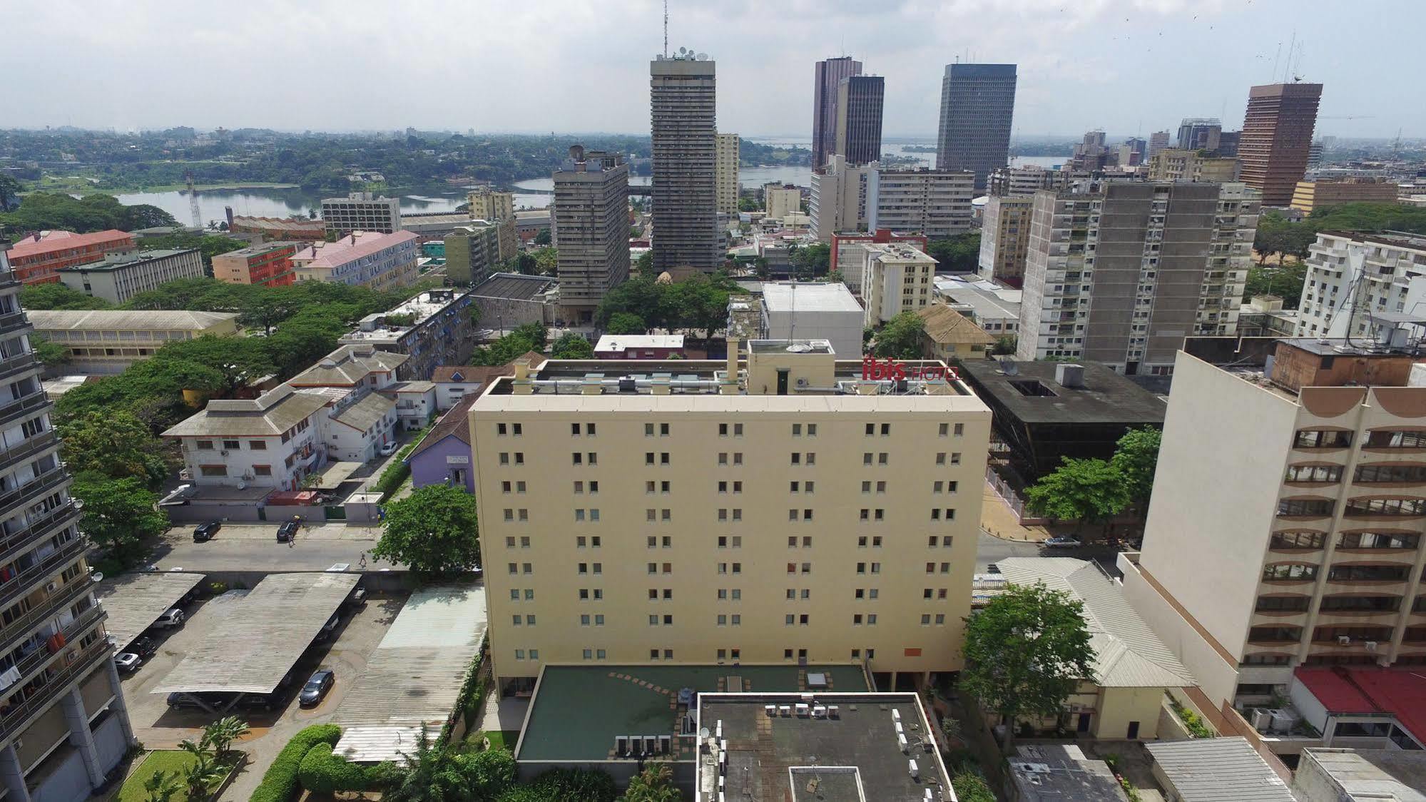 Ibis Styles Abidjan Plateau Otel Dış mekan fotoğraf